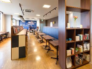 ×【ライブラリーカフェ】彦根城の”城下町”をコンセプトにしたクラシックモダンな空間