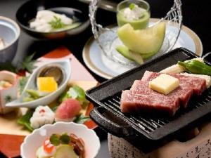 ステ‐キメインのお料理