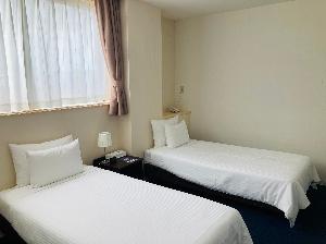 ツイン部屋　２人部屋、30平米　トイレ・洗面・浴室別々【禁煙】