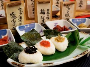 朝食ビュッフェのオーダーおむすび♪