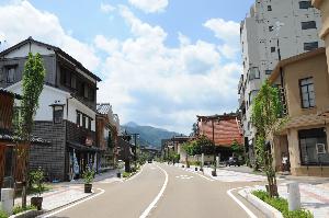 【山中温泉】ゆげ街道～徒歩５分。地元の商店が立ち並びます～
