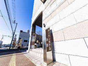 『新館外観』