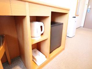客室備品：『冷蔵庫・ケトル・ティッシュ』