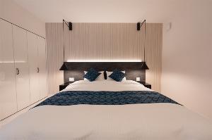Premiere Suite Villa　キングサイズベッド