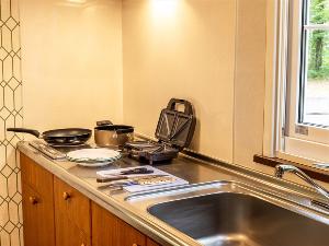 【コテージ】基本的な調理器具をご用意。