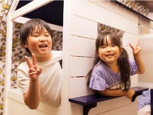【コテージ・ファミリー】登ったり降りたり、窓から顔を出してみたり♪笑顔溢れる私たちの「秘密基地」。