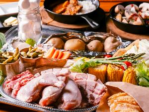 【BBQ・彩】かみこみ豚に中札内産田舎どり・ラム肉など、十勝名物！「3種の肉」をBBQで食べ比べ！