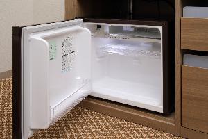 客室冷蔵庫（※冷凍機能は完備しておりません）