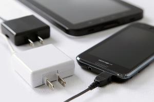 無料貸出充電器（フロントにてお貸出ししております※数量限定）