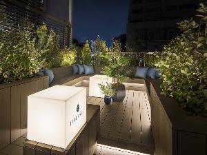 9階 テラス 夜