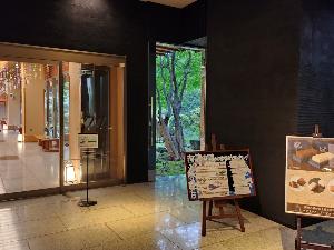 【姉妹館・湯元啄木亭】＜連絡通路を通り利用可＞1階の連絡通路は売店横にございます。