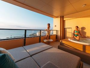 【客室】全室屋外ジェットバス付（冷＆温水 対応）※画像はオーシャンテラスデラックスとなります。