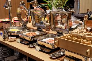 夕食ビュッフェ