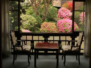 【つつじが美景】本館和室（2〜3名） 登録有形文化財のお部屋