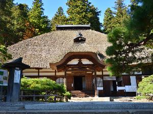 常楽寺　（当館より徒歩約15分）