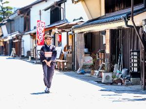 粋な上田紬のお着物でレトロな街歩き