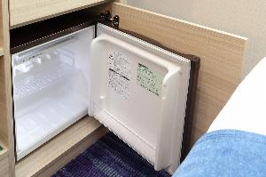 客室冷蔵庫（※冷凍機能は完備しておりません）