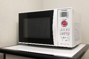 電子レンジ（自動販売機コーナーにございます）