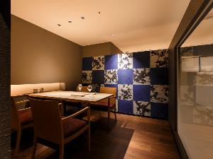 【Blue Seasons】4名様でご利用いただける個室食事処です。