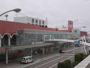 【長崎空港】空港から車で8分の位置に当館がございます