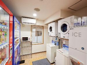 【コインランドリー室】2階にコインランドリー室がございます。