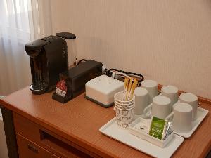 【ワークスペース2】コーヒーや紅茶をご用意しておりますのでごゆっくり、集中してお過ごしいただけます。