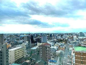 女性用大浴場は造りはコンパクトですが、13階からの眺めは抜群！