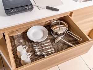 ◆客室備品｜カトラリー（一部客室のみ）