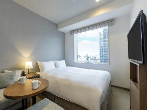 【コンフォート】セミダブルベッド×１台（ベッド幅140cm）/17平米/全室洗濯乾燥機・電子レンジ完備