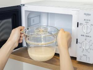 電子レンジで調理可能な炊飯器（有料）