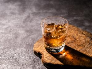 THE LOUNGE / Night Cap