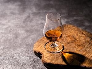 THE LOUNGE / Night Cap