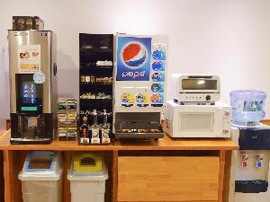 24時間ドリンクバー無料サービス
