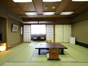 ゆったり広め和室10畳 または 12畳＜バス・トイレ付＞禁煙
