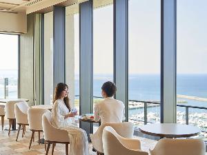 ラウンジカップル