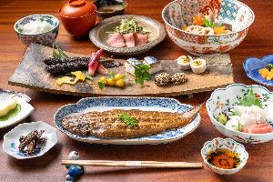 わらすぼやくちぞこなどの有明の幸や佐賀の食材を堪能できる佐賀の郷土料理コース