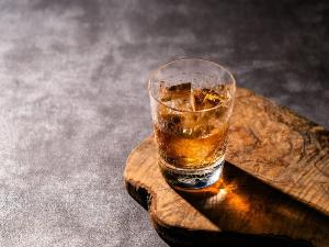 [THE LOUNGE / Night Cap]お好みのお酒で大人な時間で