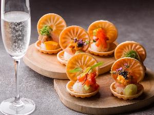 夕食ビュッフェ　最中寿司