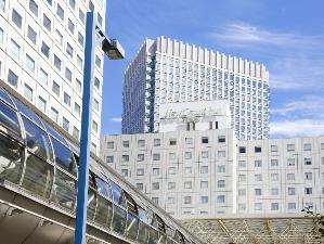 【外観】品川駅から1駅、大崎駅直結！近隣には飲食店も多くとても便利です。