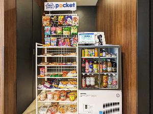 ×時間のないときに便利なキャッシュレスのミニコンビニをご用意。ホテル内でちょっとした買い物ができます。