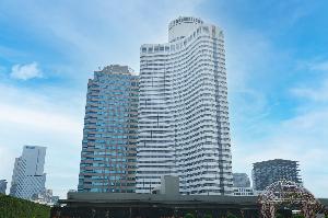 【ガーデンタワー】最上階は地上144m。高層ホテルならではの宿泊体験をお愉しみください。