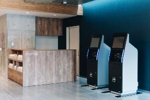 自動チェックイン機