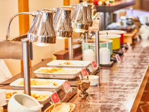 ◆朝食ビュッフェ　料理長が腕を振るう、ホテルクオリティのメニューの数々をお楽しみください。