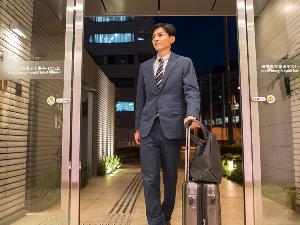 ×フロントは２４時間対応！遅くの到着でも笑顔でお迎えします。