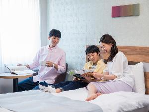 ×小学生6年生までのお子様は添い寝無料でご案内しております。