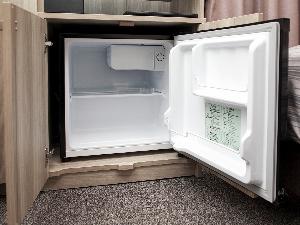客室冷蔵庫