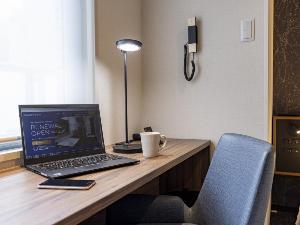 モデレートダブル（ベッド幅140cm）/15平米/全室wifi無料
