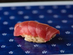 白金　鮨　さえき　イメージ