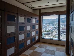 【大浴場/男湯脱衣所】全て鍵付きでご用意。