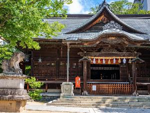 四柱神社